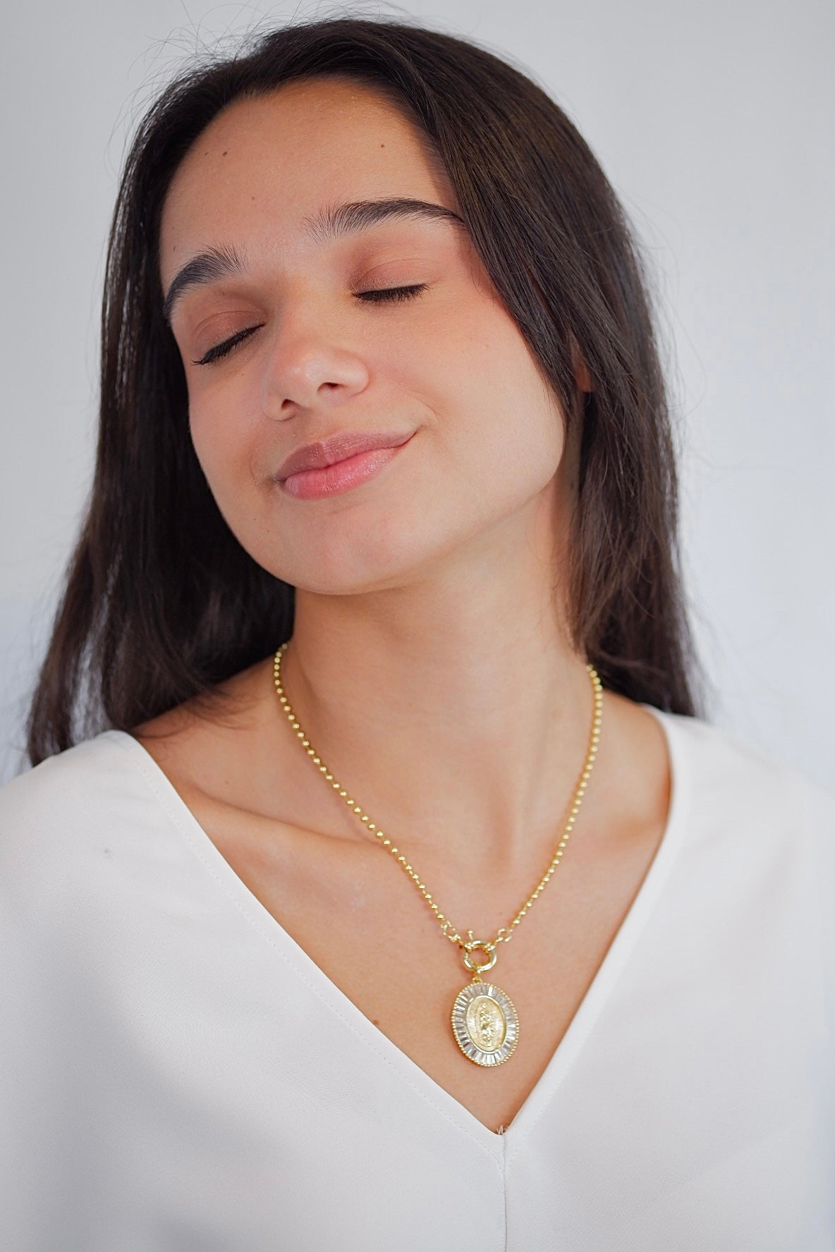 Collar Virgen de Guadalupe 16