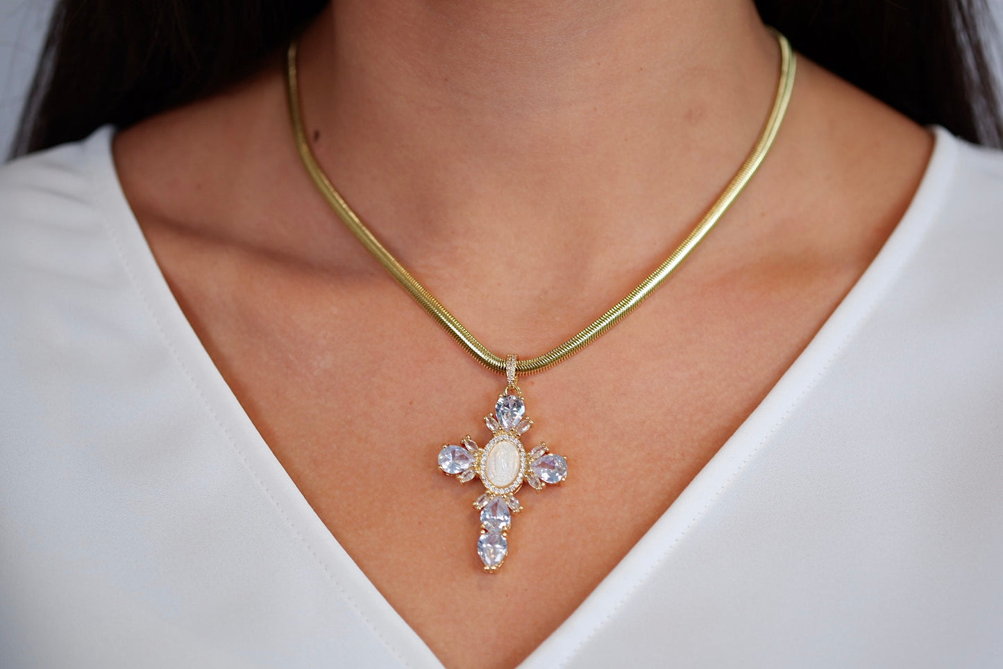 Collar Virgen de Guadalupe 15