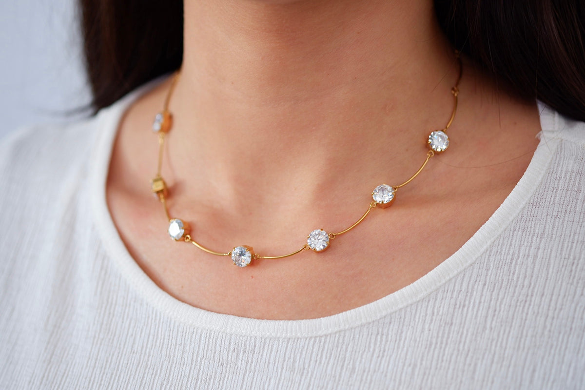 Collar Flora