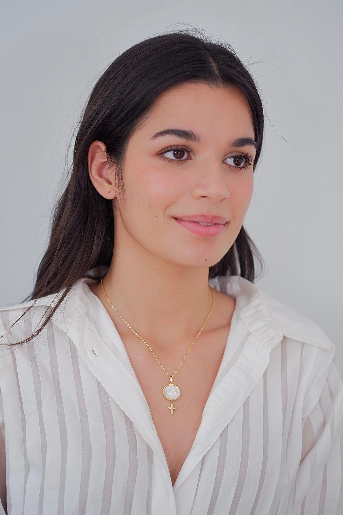 Collar Virgen Milagrosa 3