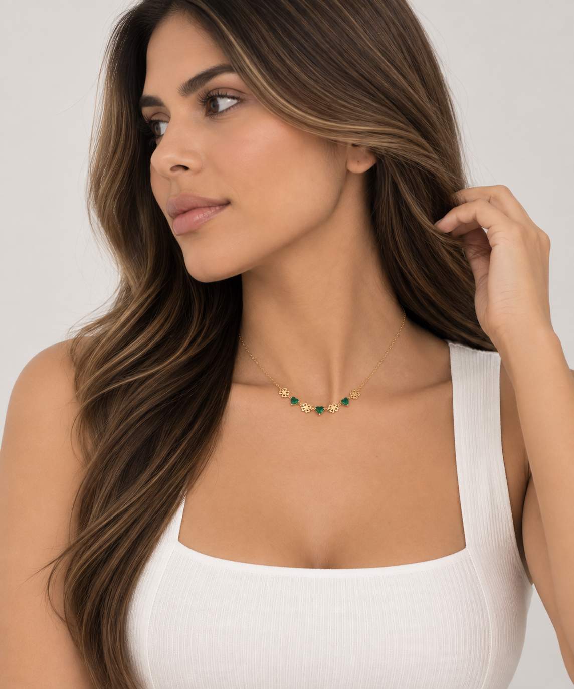 Collar Irina