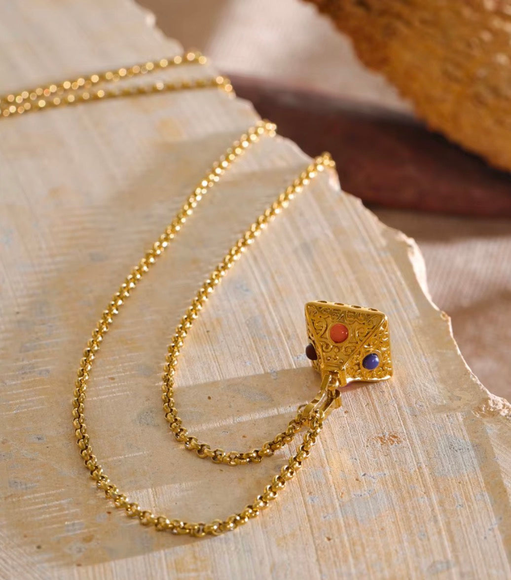 Collar Austria