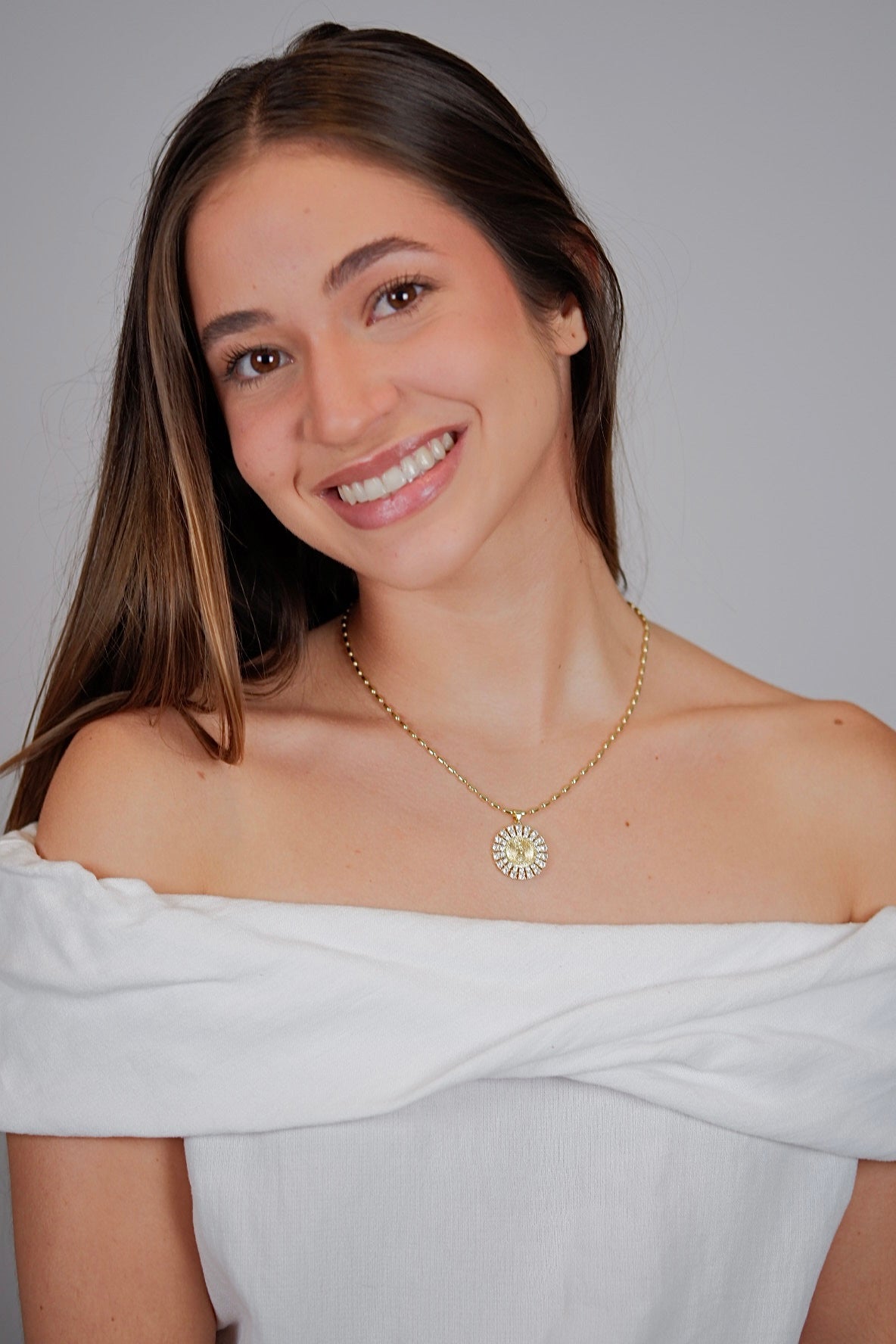 Collar Virgen de Guadalupe 12