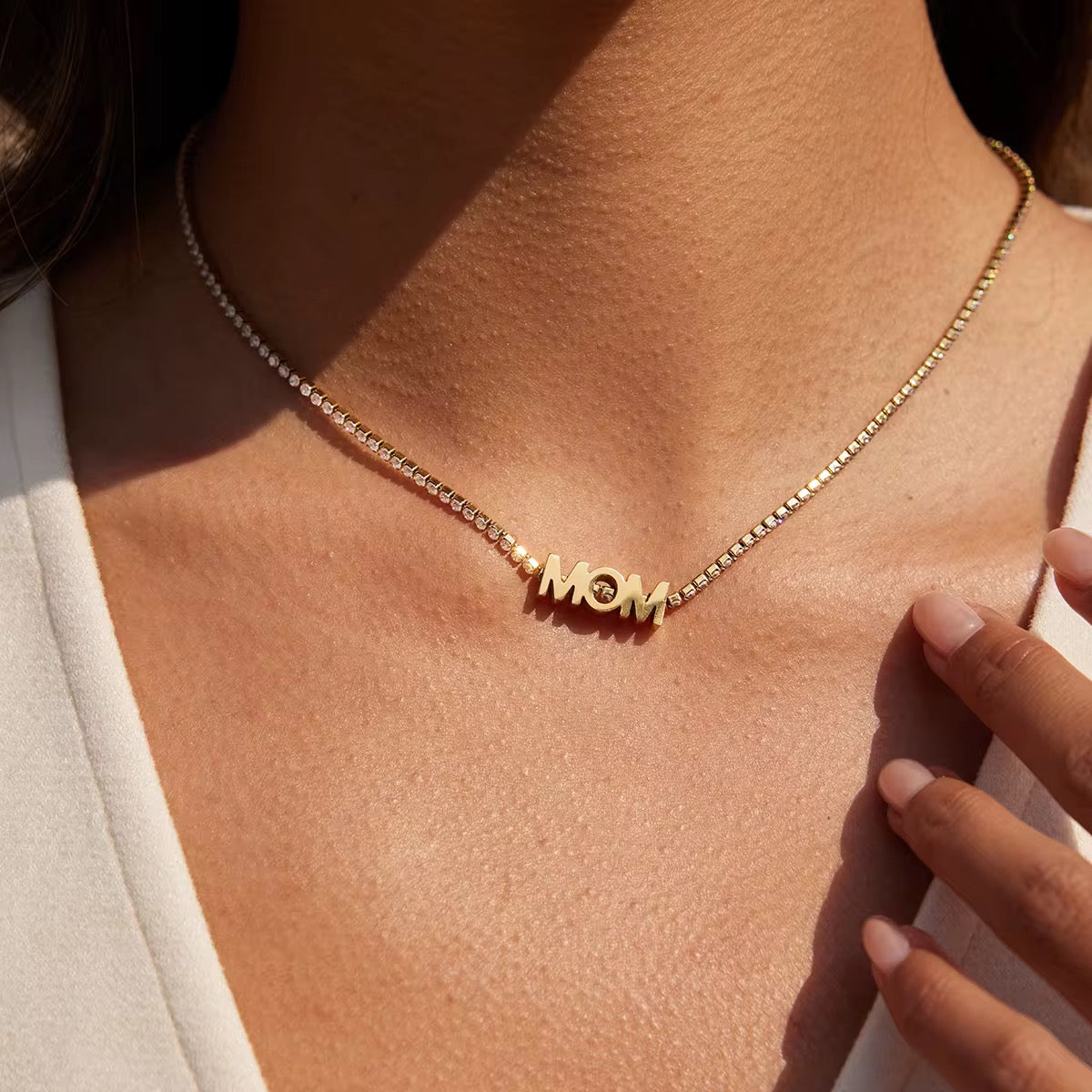 Collar Mom