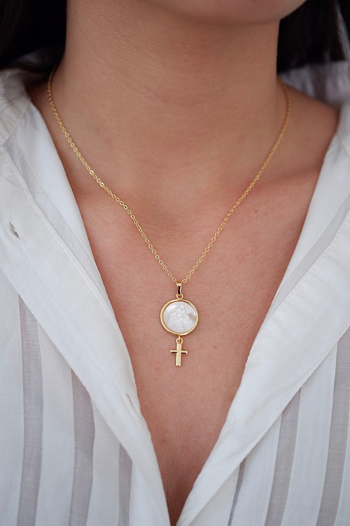 Collar Virgen Milagrosa 3