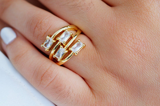 Anillo Cecilia