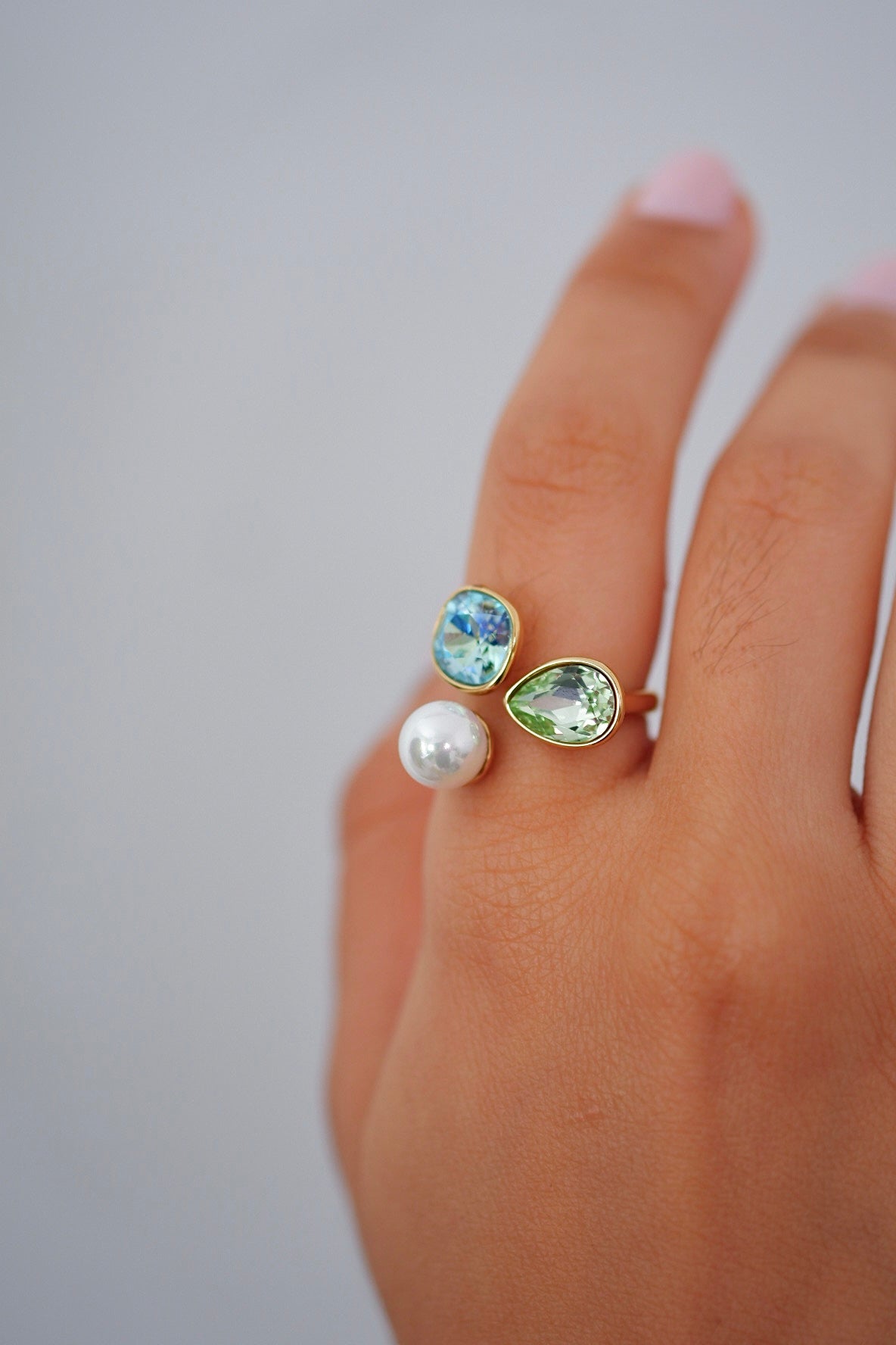 Anillo Lisandra