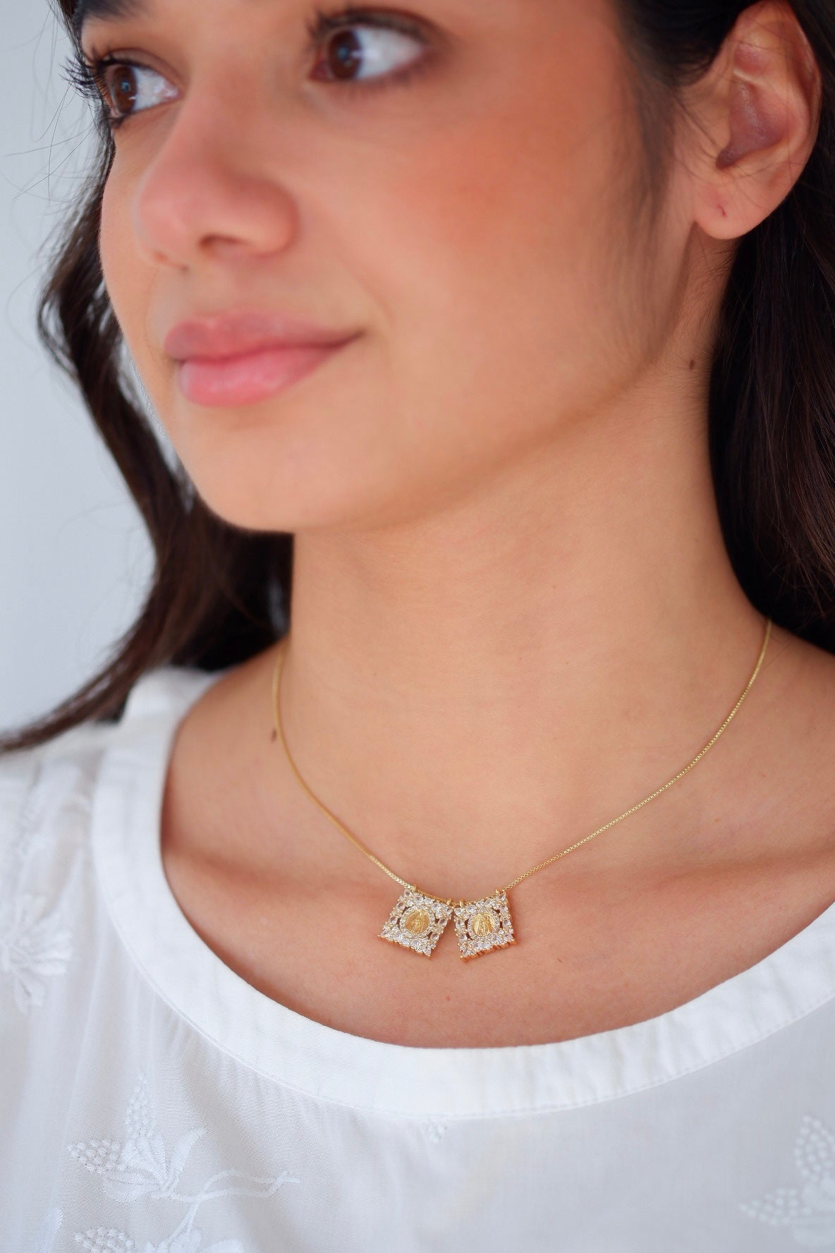 Collar Escapulario Virgen Milagrosa